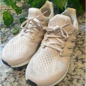 Adidas Ultra Boost Beige Sneakers size 7